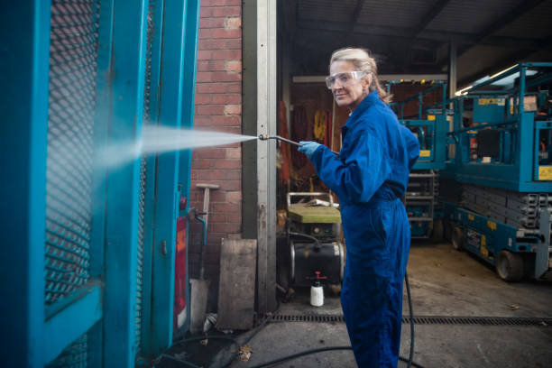 Best Pressure Washing Siding  in Roscommon, MI