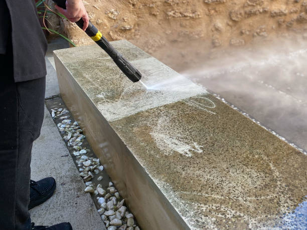 Why Choose Our Certified Pressure Washing Experts for Your Project Needs in Roscommon, MI?